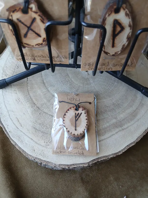 Ketting runen fehu